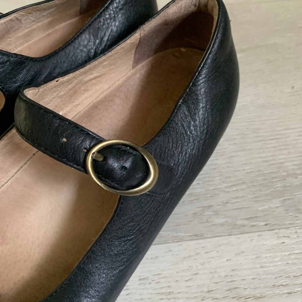 Dansko Black Leather Mary Jane Flats Buckle Strap Shoes 40 - Picture 6 of 9